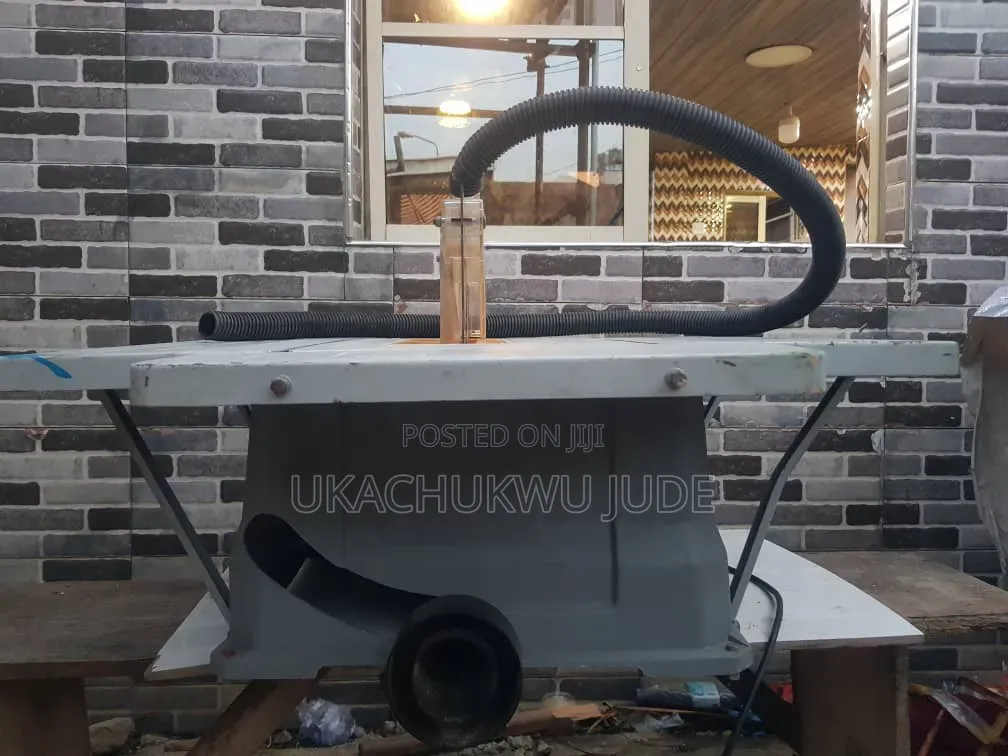 1500watts Titan Table Saw With Big Blade