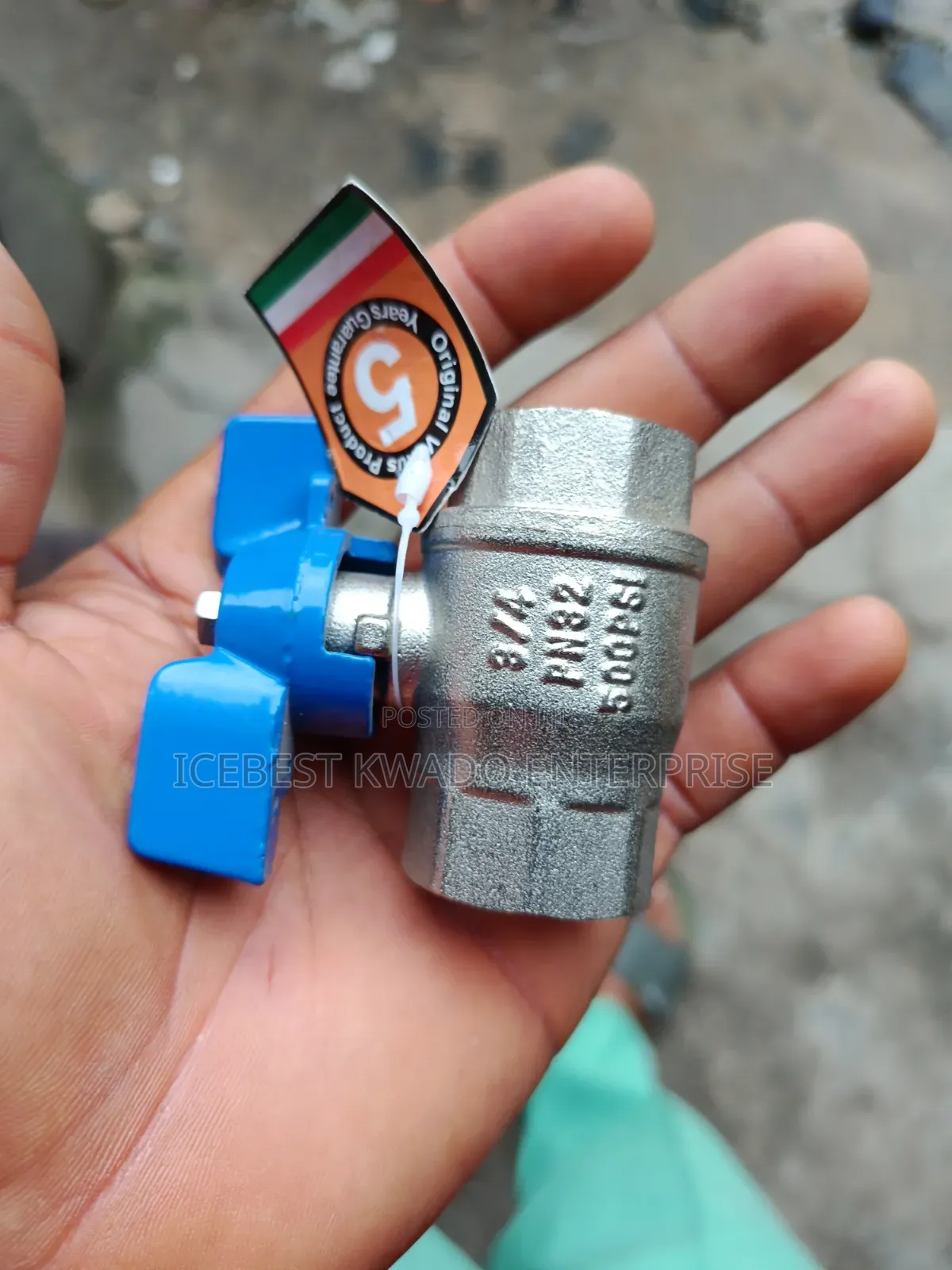 Nickel-Plated or Brass Female-Threaded Ball Valve Featuring