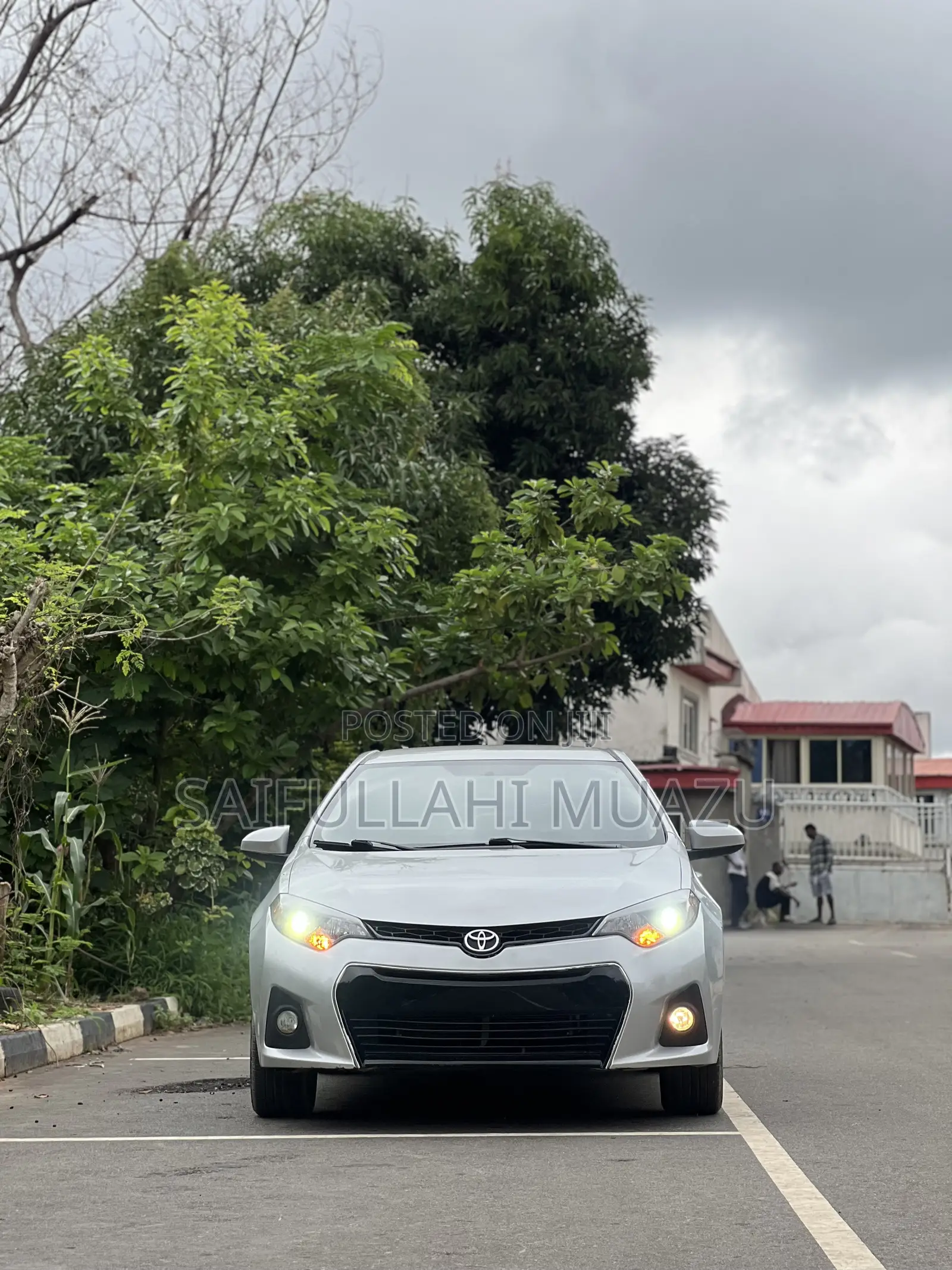 Toyota Corolla 2015 Silver