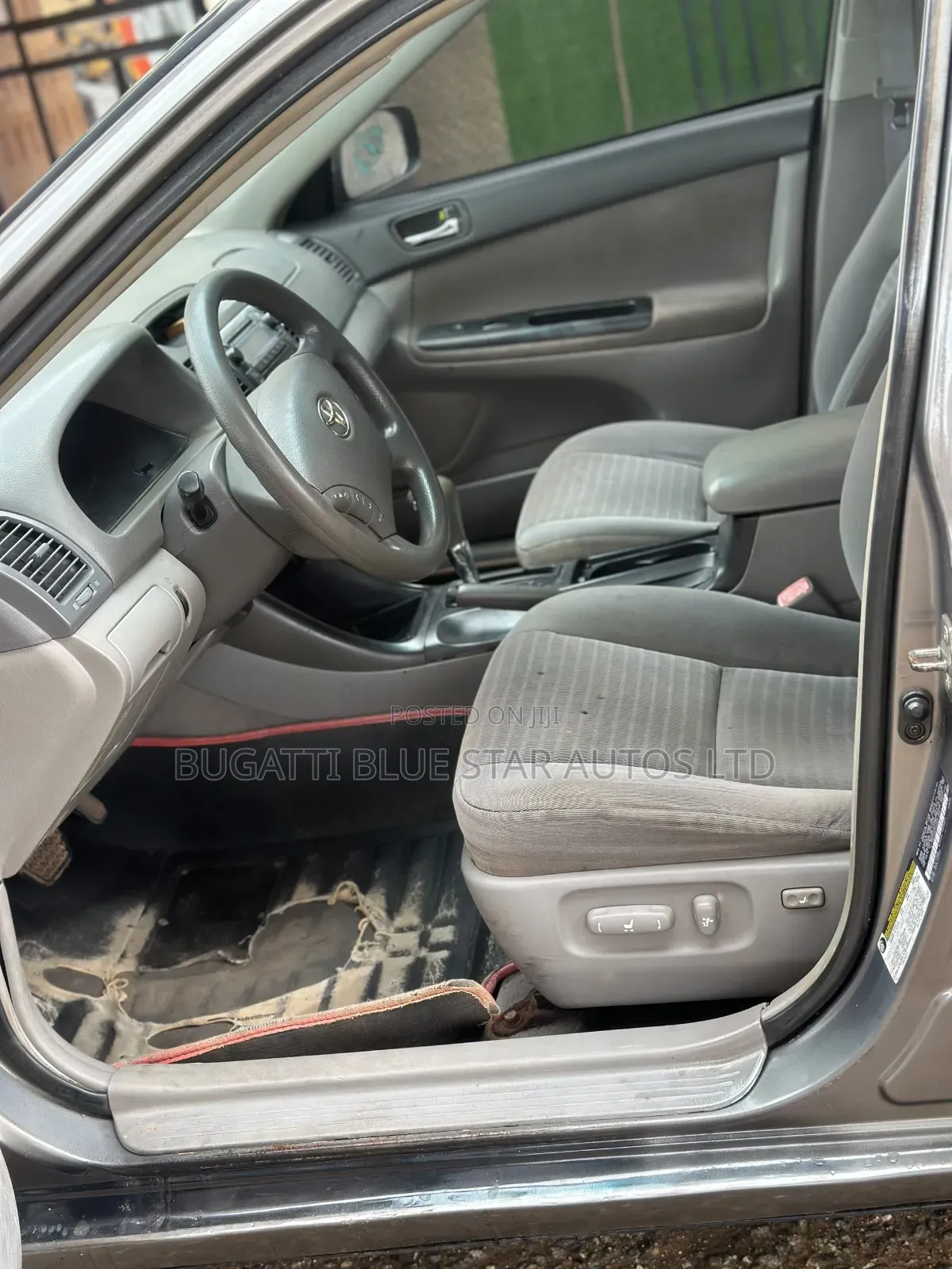 Toyota Camry 2006 Gray