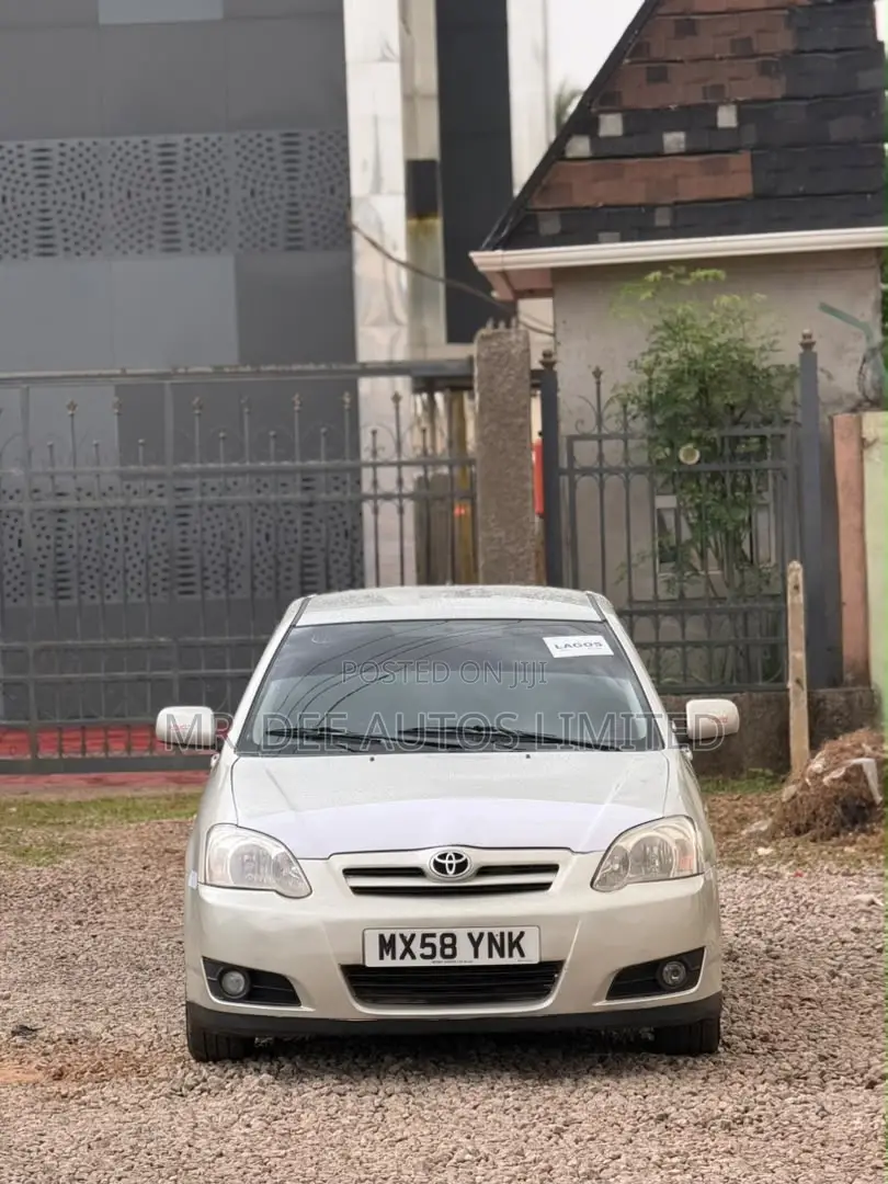 Toyota Corolla 2007 Silver