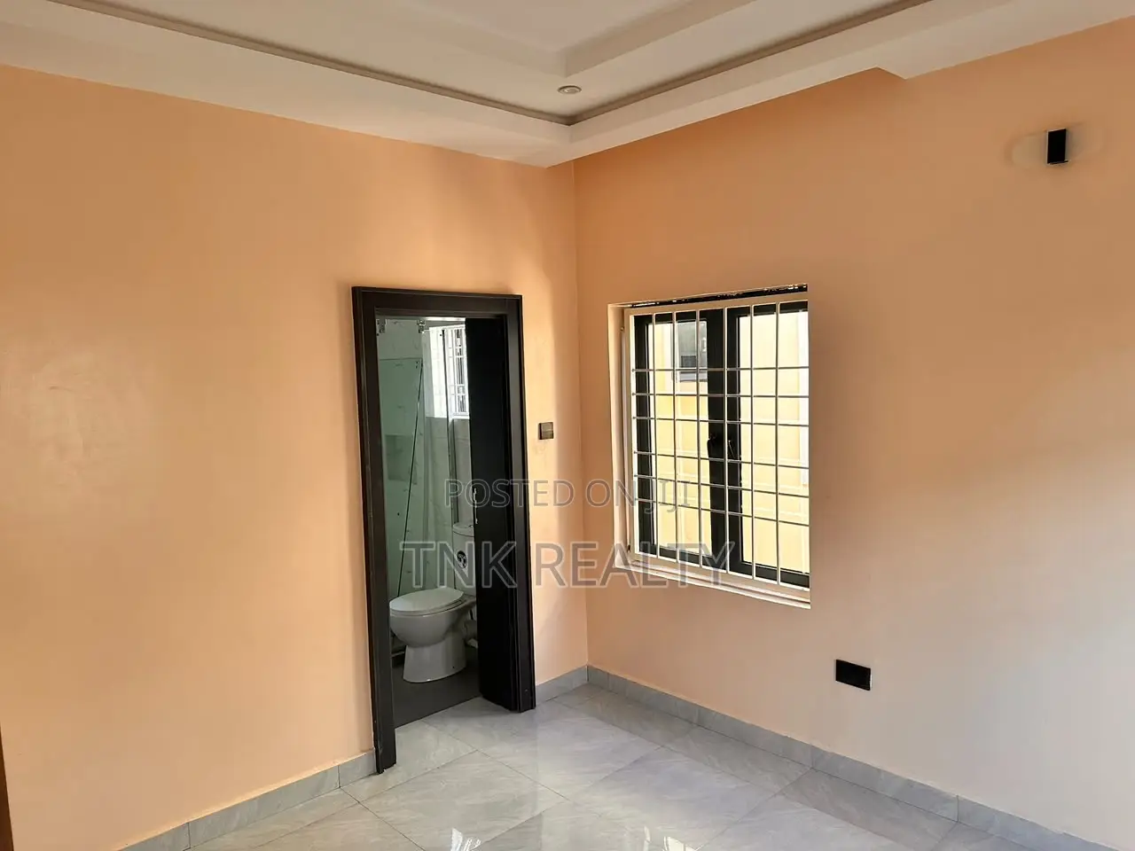 Furnished 4bdrm Duplex in Apo District for sale