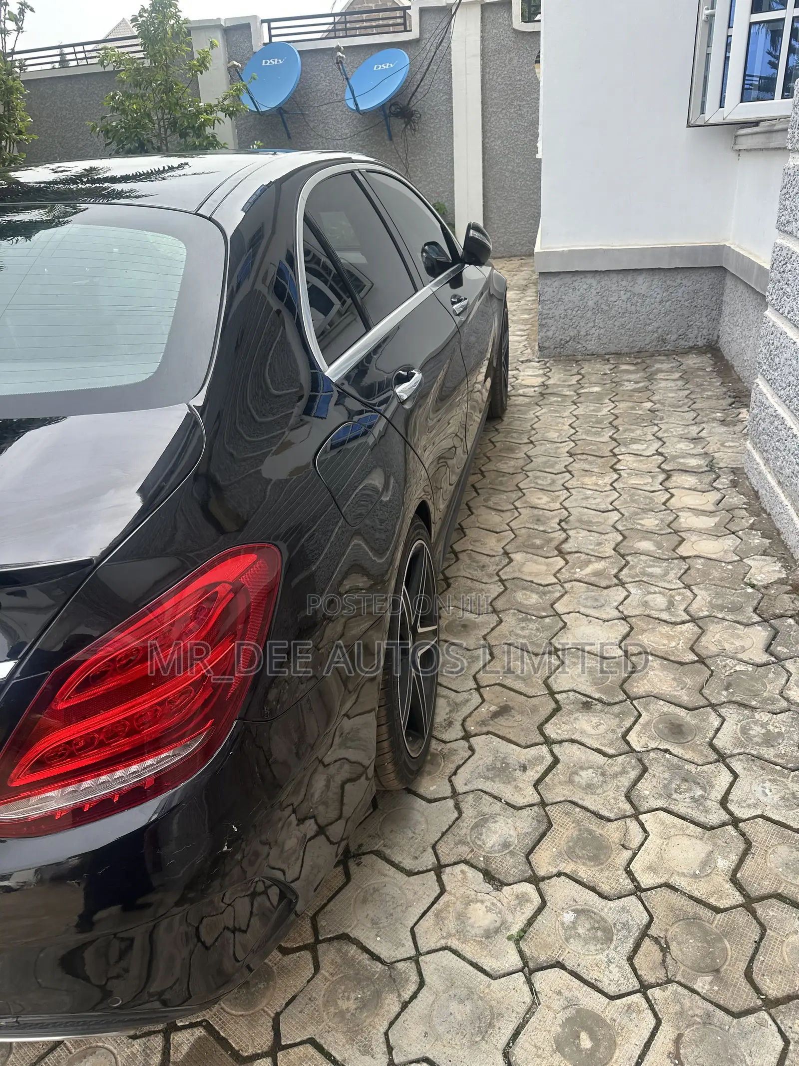 Mercedes-Benz C400 4Matic AWD Sedan (3.0L V6 7A) 2015 Black