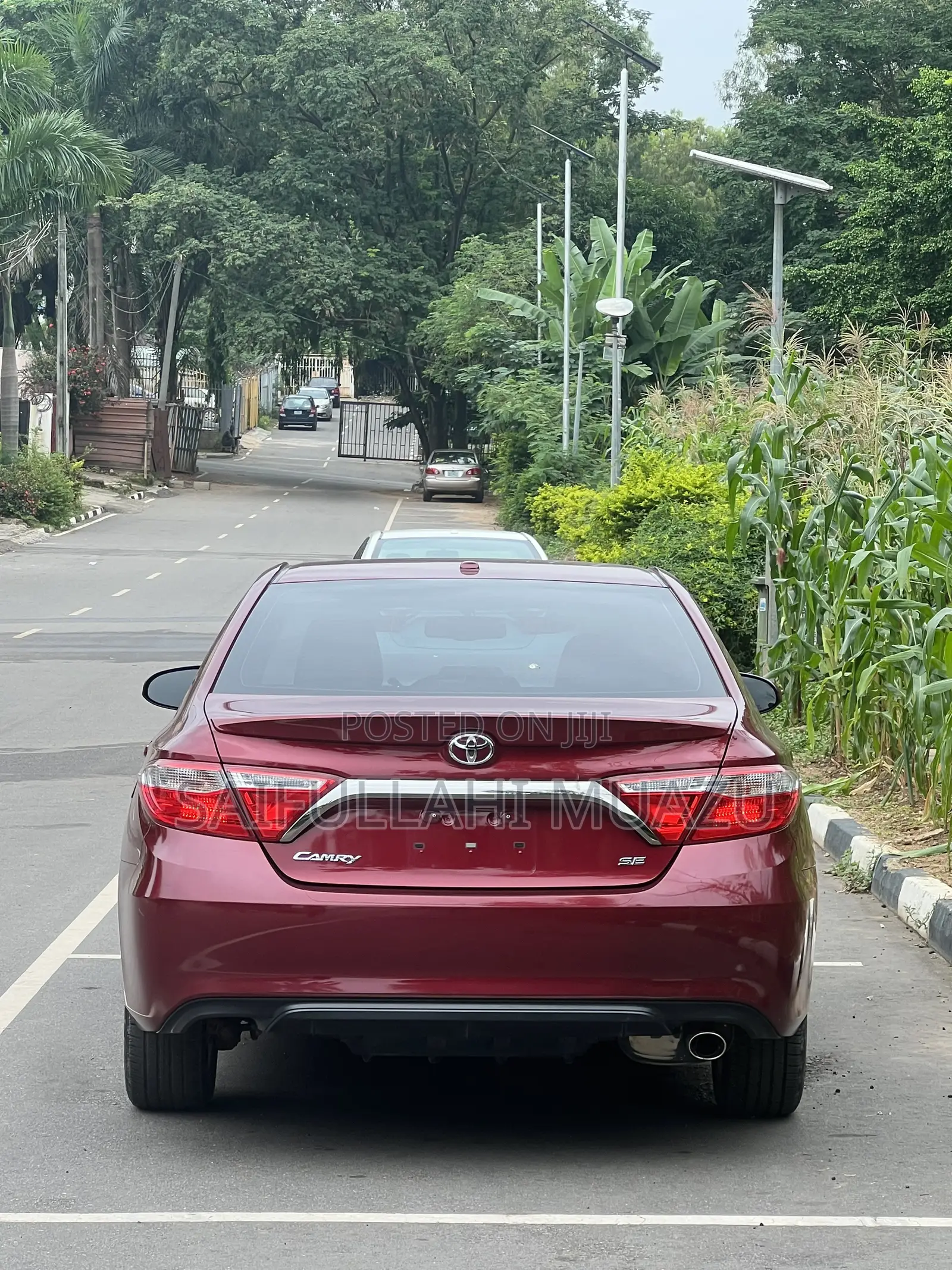 Toyota Camry SE w/Special Edition Pkg (2.5L 4cyl 6A) 2016 Red