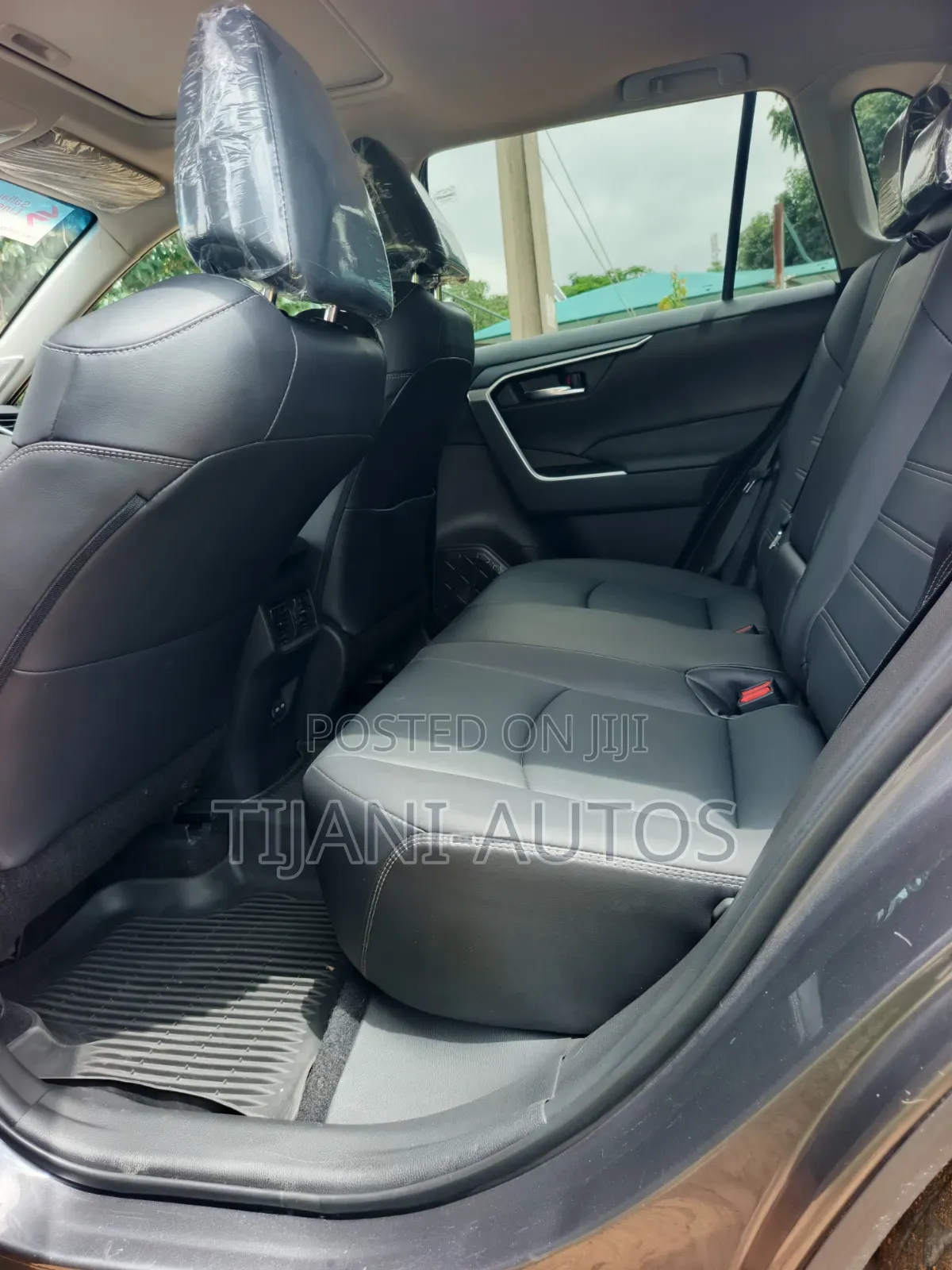 Toyota RAV4 2022 Gray