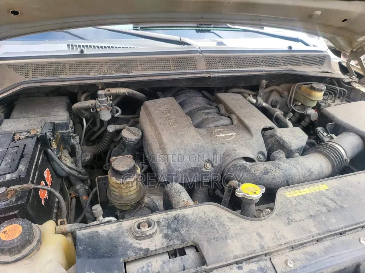 Nissan Armada 2005 Silver
