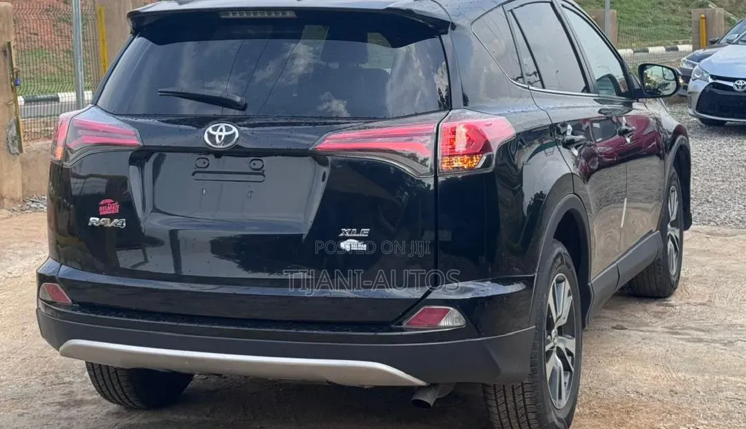 Toyota RAV4 2016 Black