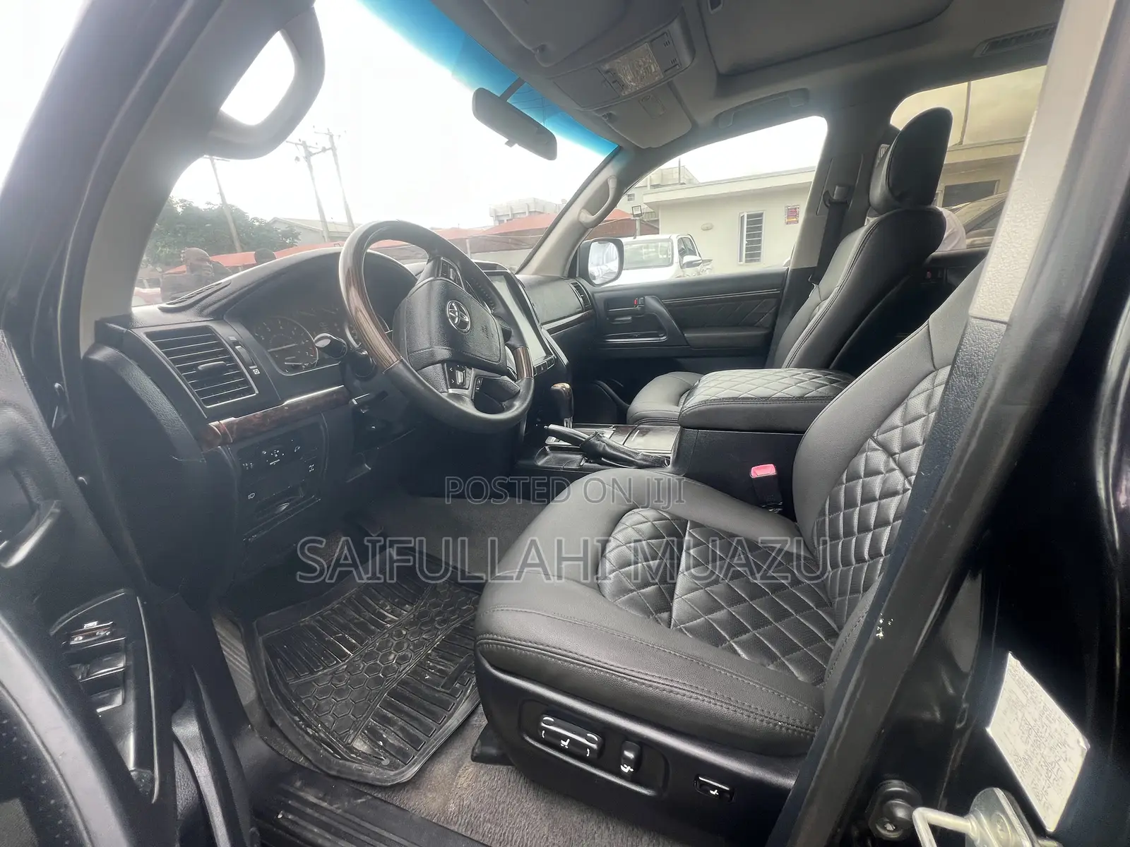 Toyota Land Cruiser 2012 Black