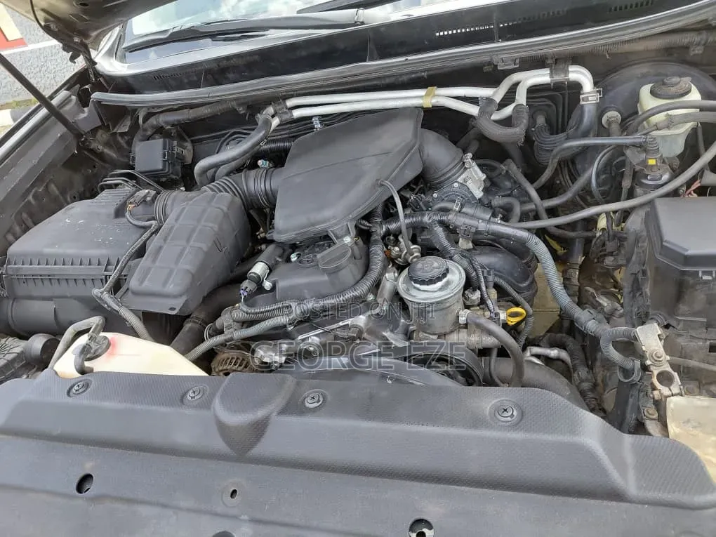 Toyota Land Cruiser Prado 2016 Black