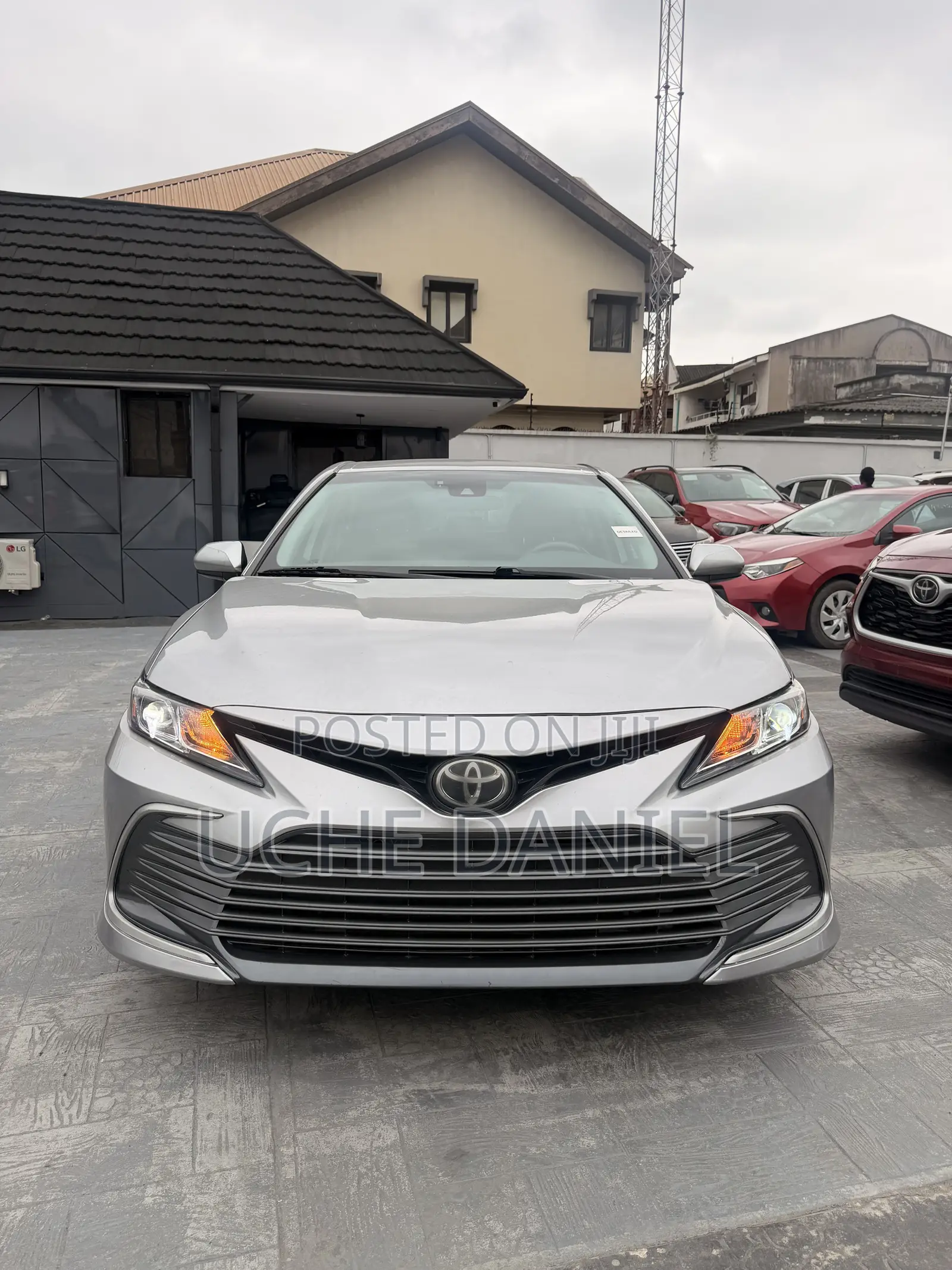 Toyota Camry 2020 Silver