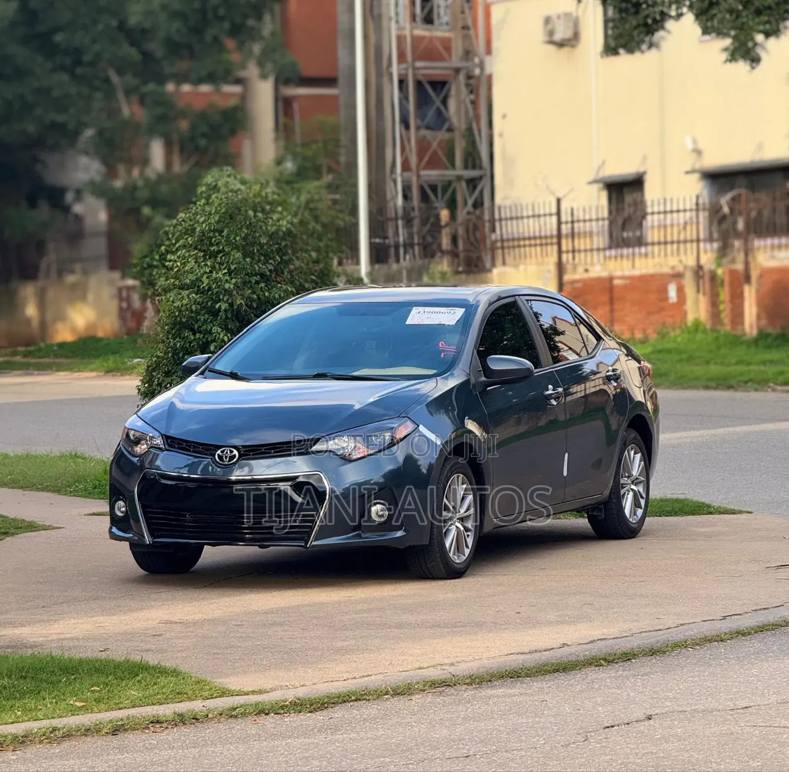 Toyota Corolla 2015 Blue