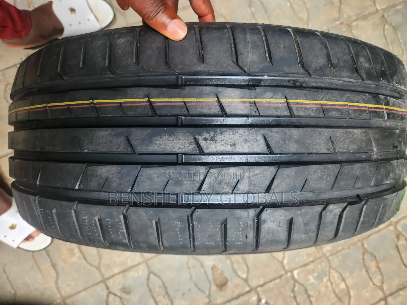 245/45r19 Radial Original
