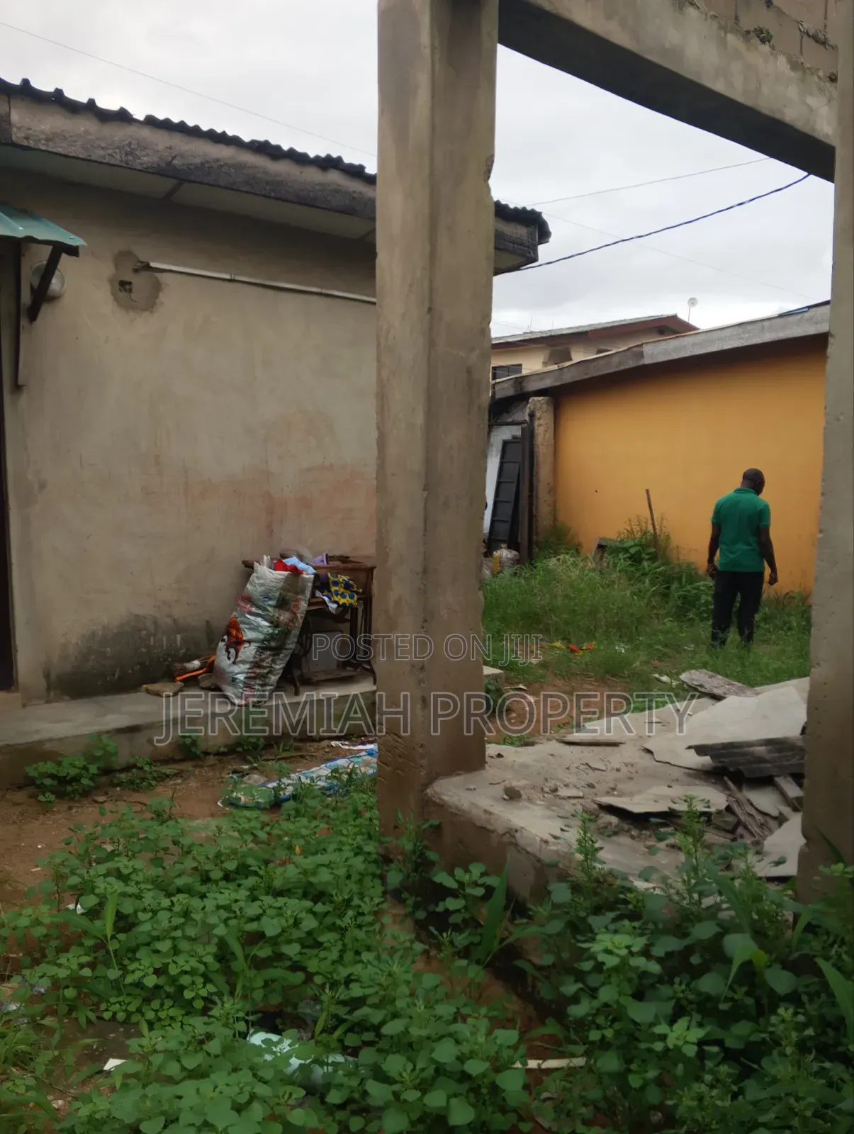 Open Space Off Ogunusi Rd for Lease