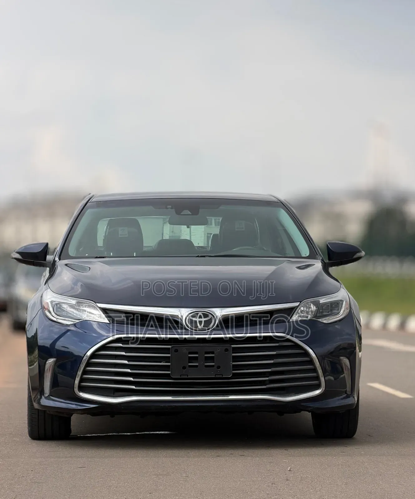 Toyota Avalon 2018 Black