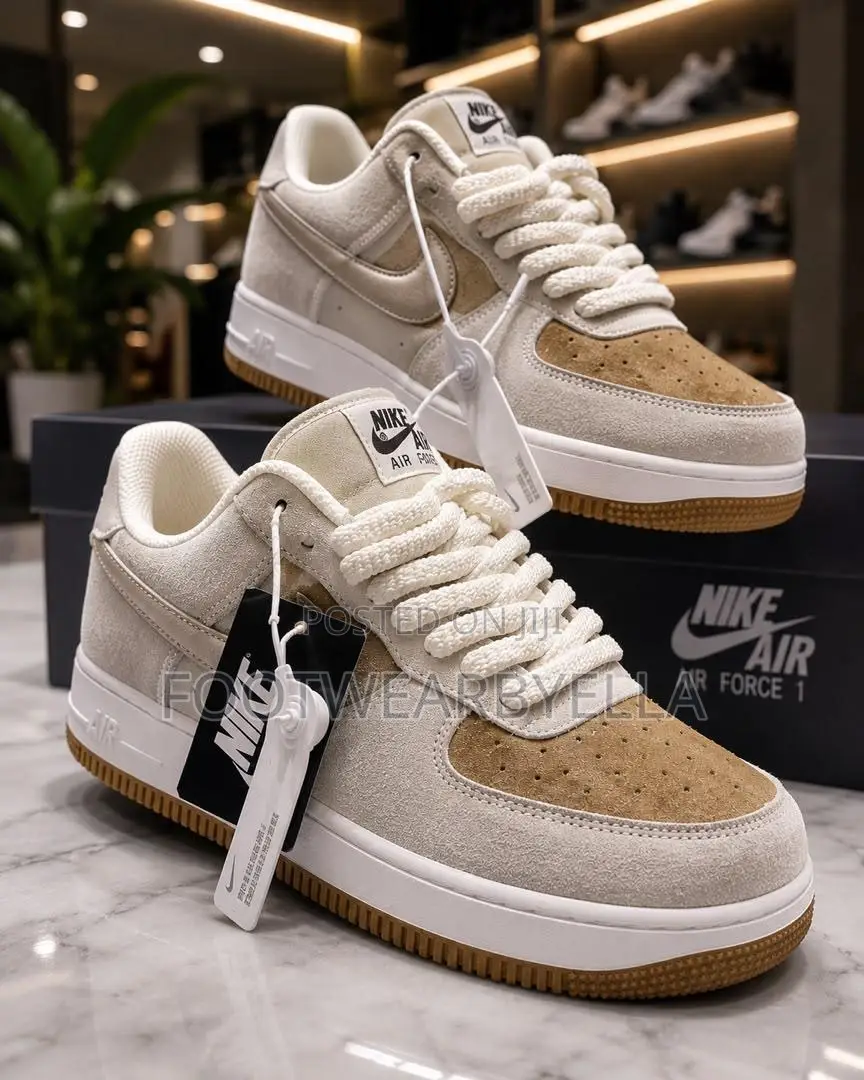 Nike Sneakers