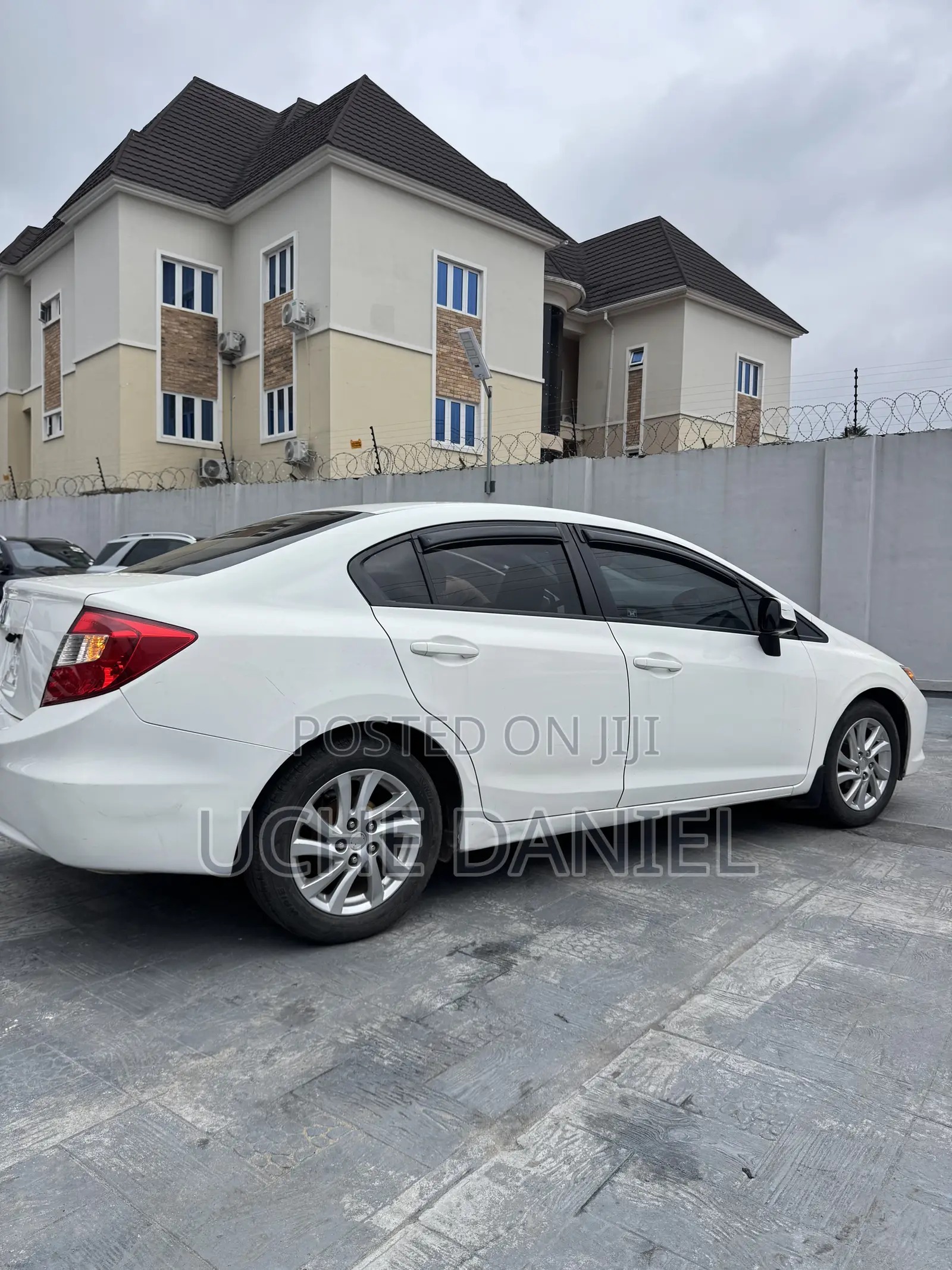 Honda Civic 2012 White