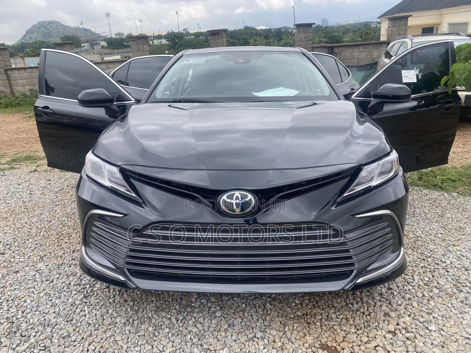 Toyota Camry LE 2022 Black
