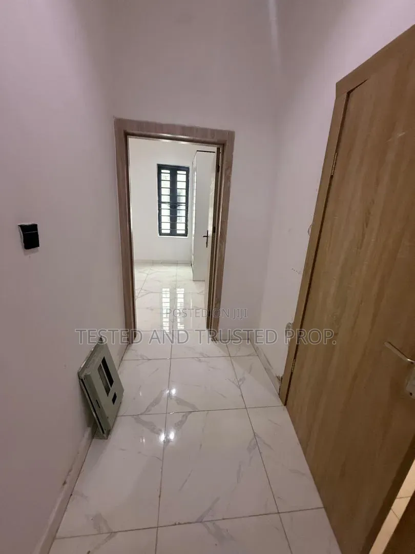 Furnished Mini Flat in Ologolo for rent