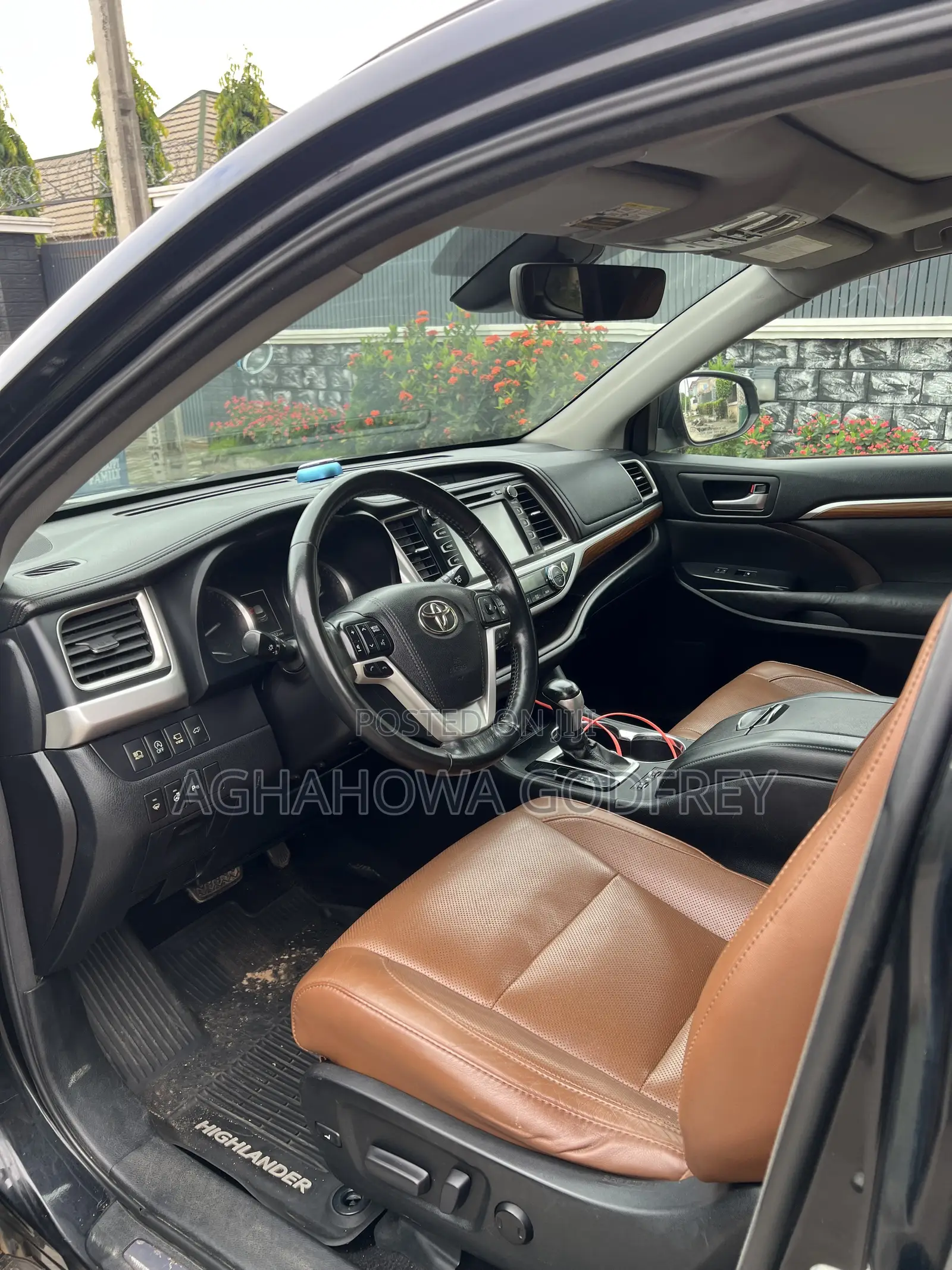 Toyota Highlander Limited Platinum 4x4 V6 (3.5L 6cyl 8A) 2018 Black