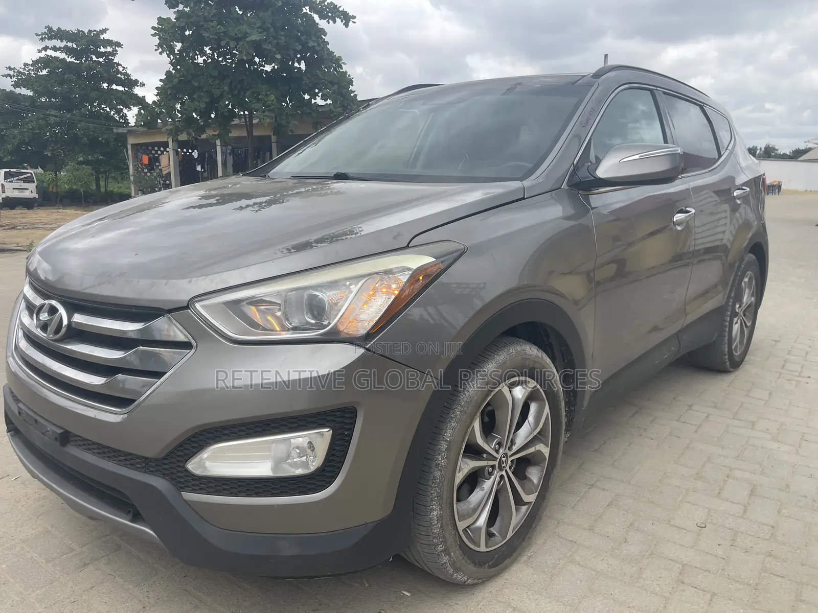 Hyundai Santa Fe Limited 4dr SUV AWD (3.3L 6cyl 6A) 2015 Gray