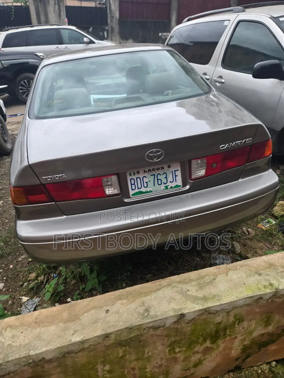 Toyota Camry 2001 Gray