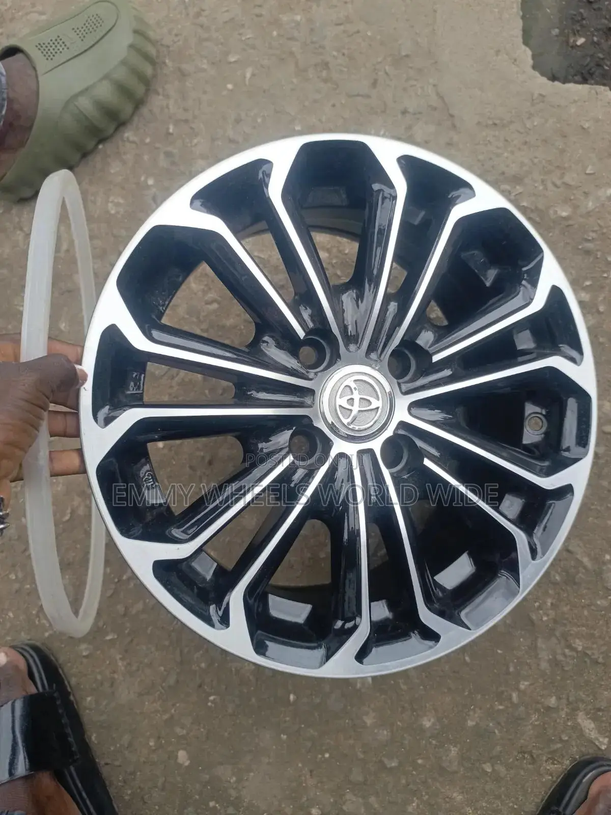 14inches for Toyota Corolla Old Model Black and Stainless Available