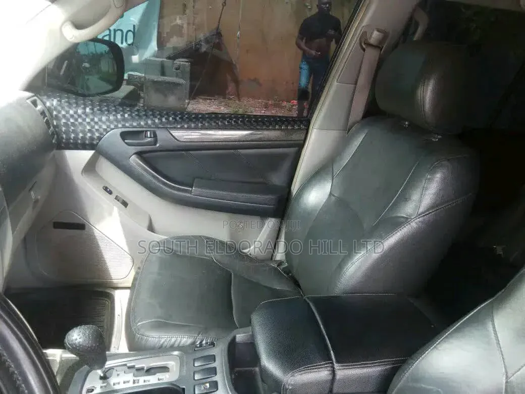 Toyota 4-Runner Limited 4x4 V6 2006 Black