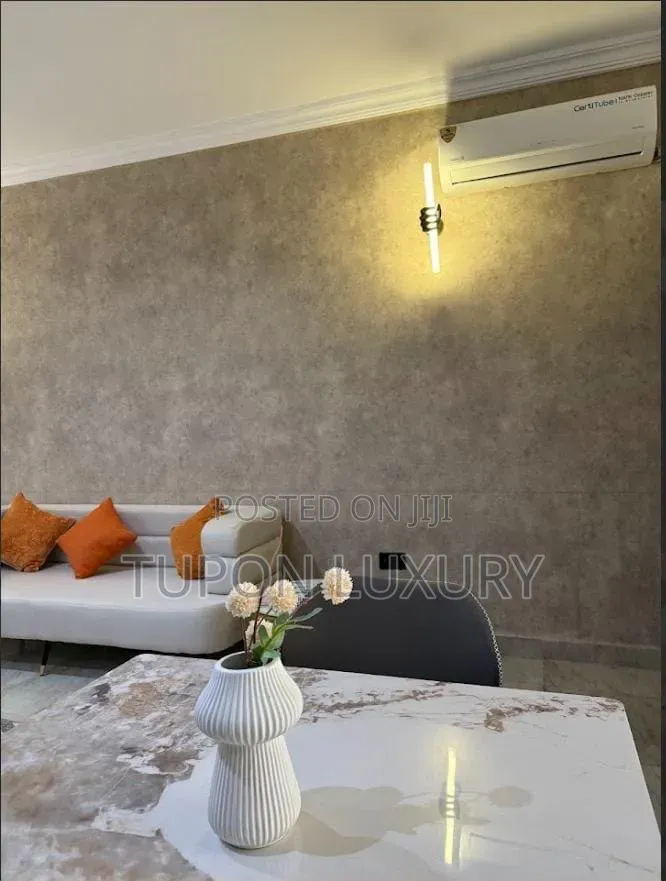 Luxury 2 Bedroom Apartment