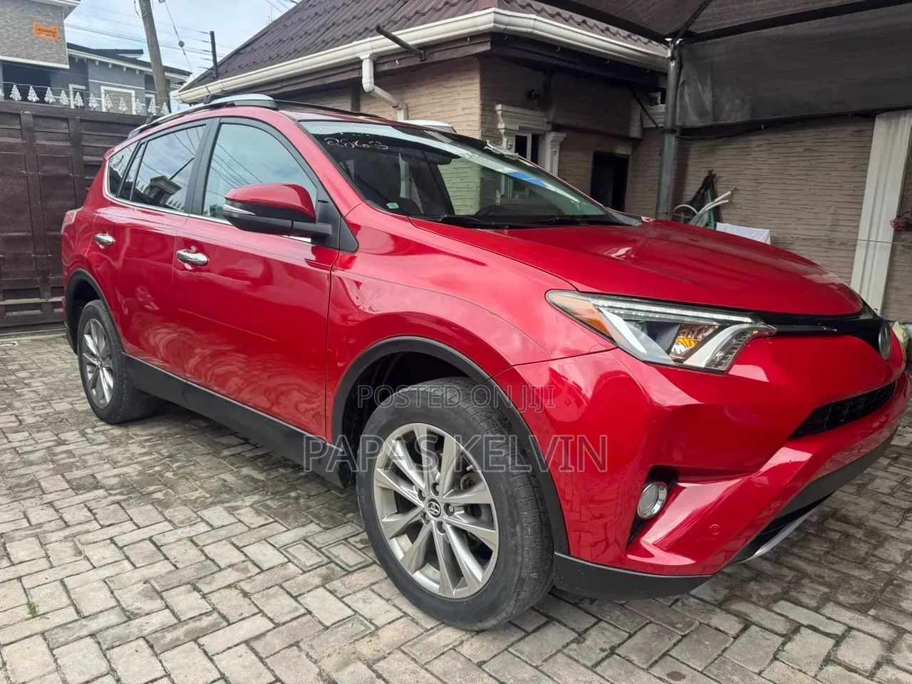 Toyota RAV4 2016 Red