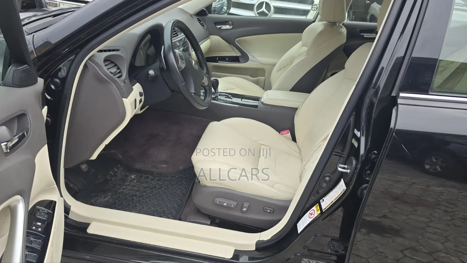 Lexus IS 2013 Black