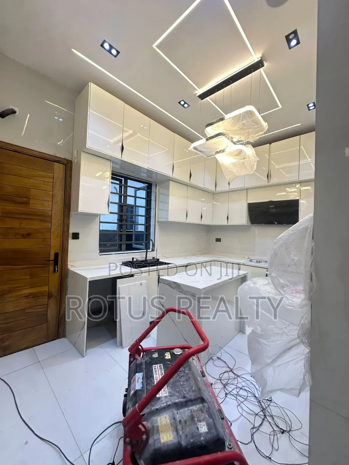4bdrm Duplex in Sangotedo for sale
