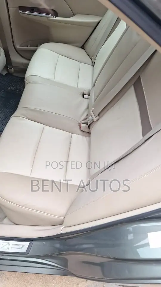 Toyota Camry XLE 4dr Sedan (2.5L 4cyl 6A) 2012 Green