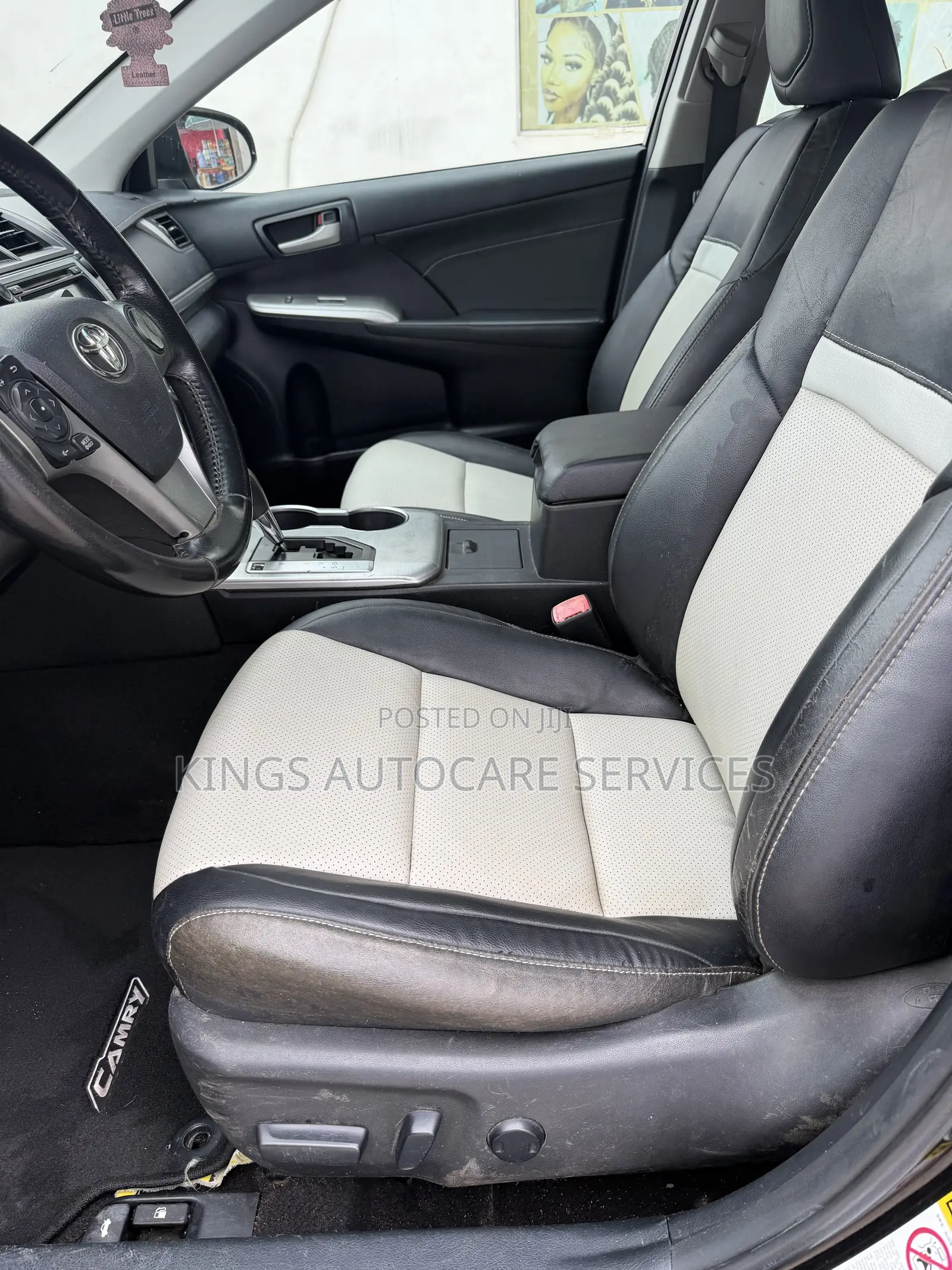 Toyota Camry SE 4dr Sedan (2.5L 4cyl 6A) 2014 Black