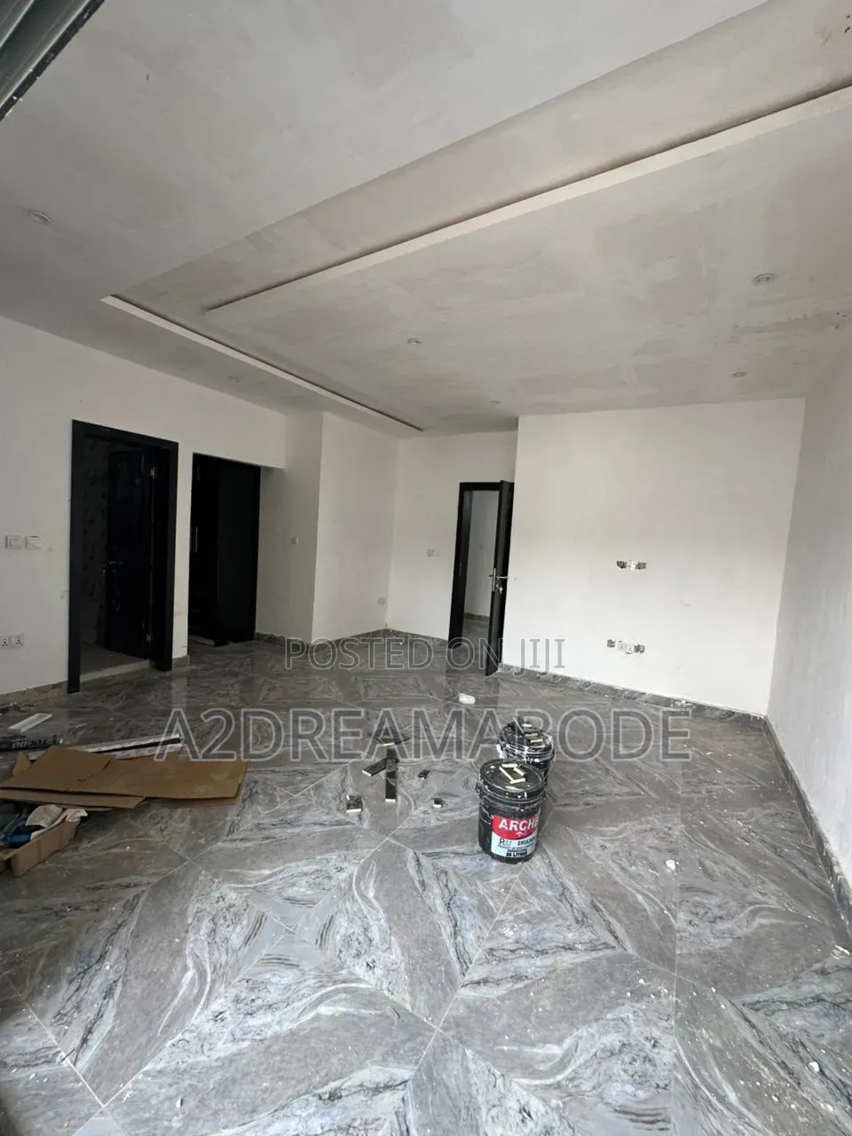 4bdrm Duplex in Ogba for sale