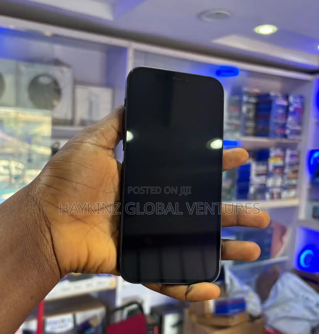 Apple iPhone 12 64 GB Black