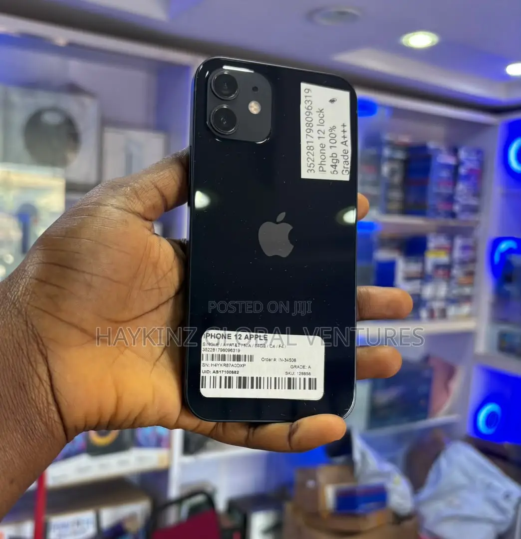 Apple iPhone 12 64 GB Black