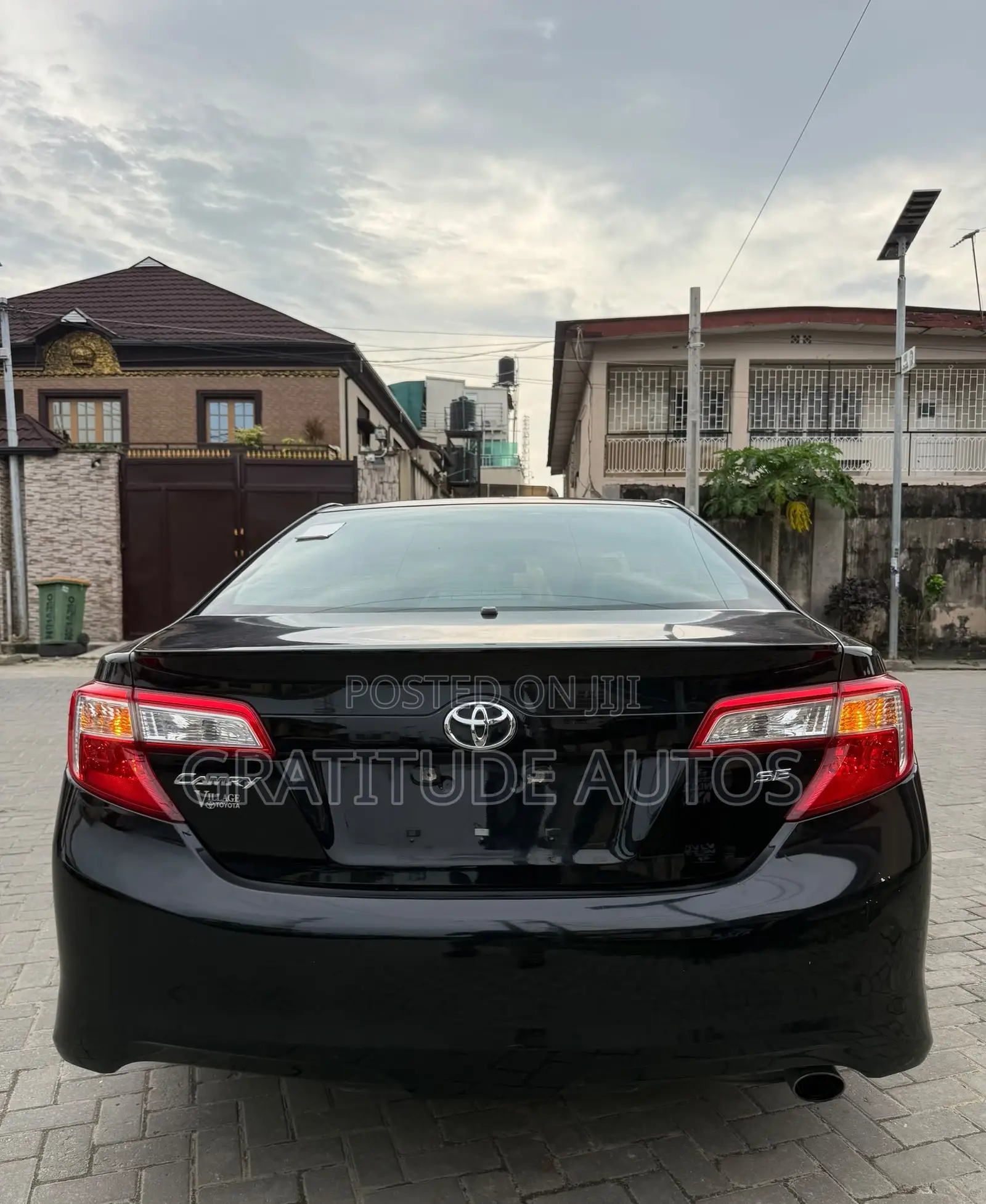 Toyota Camry SE 4dr Sedan (2.5L 4cyl 6A) 2014 Black
