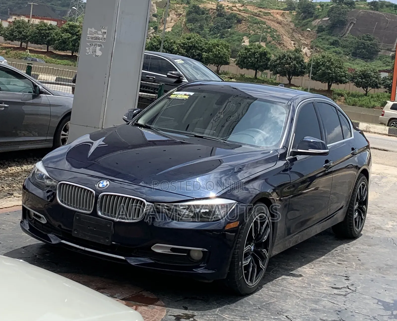 BMW 320i 2014 Black