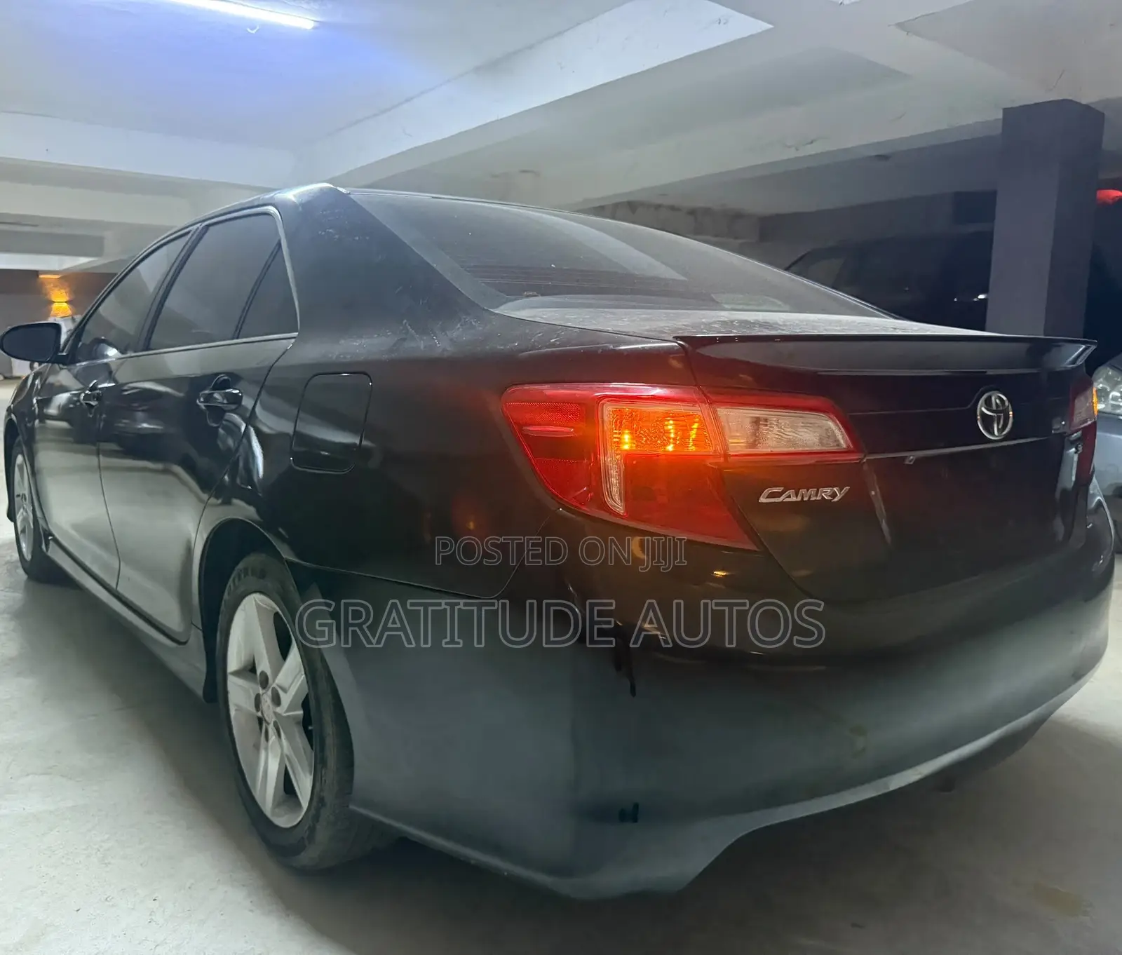 Toyota Camry SE 4dr Sedan (2.5L 4cyl 6A) 2013 Black