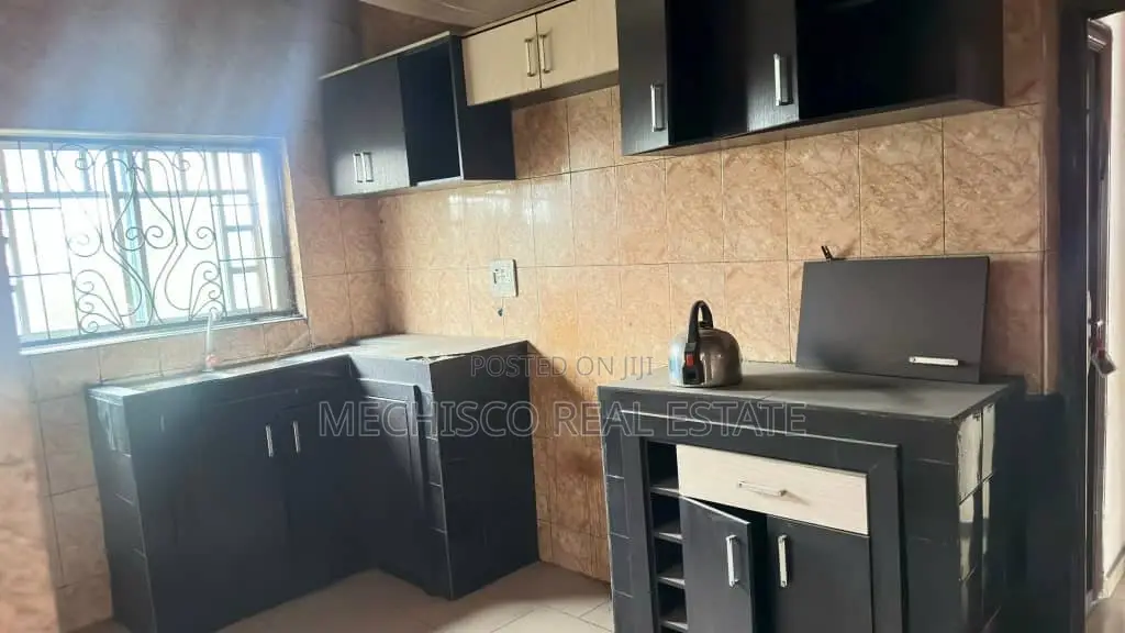 2bdrm Block of Flats in Rumuigbo for rent
