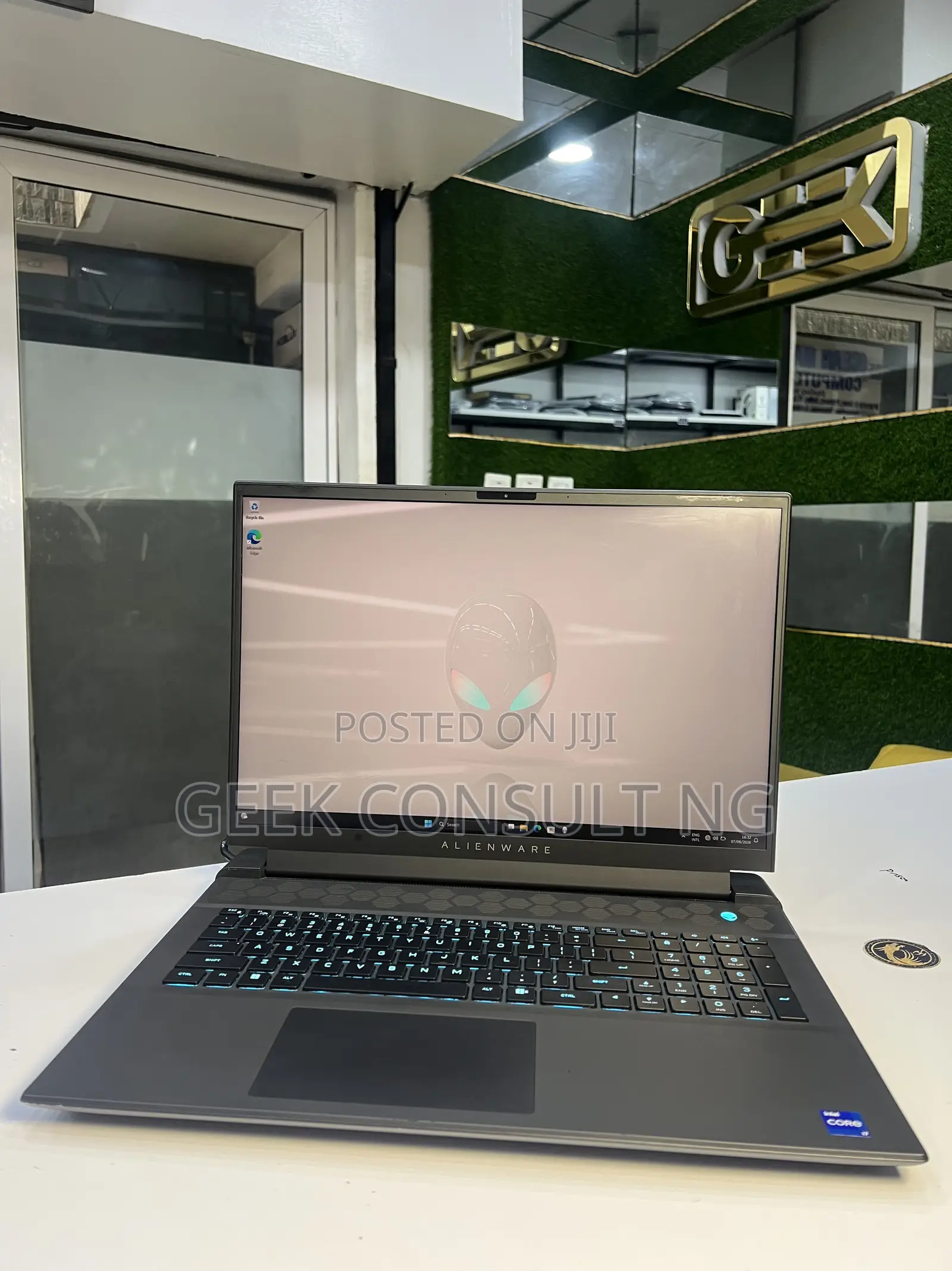 Laptop Alienware M18 R2 16GB Intel Core i7 SSD 1T