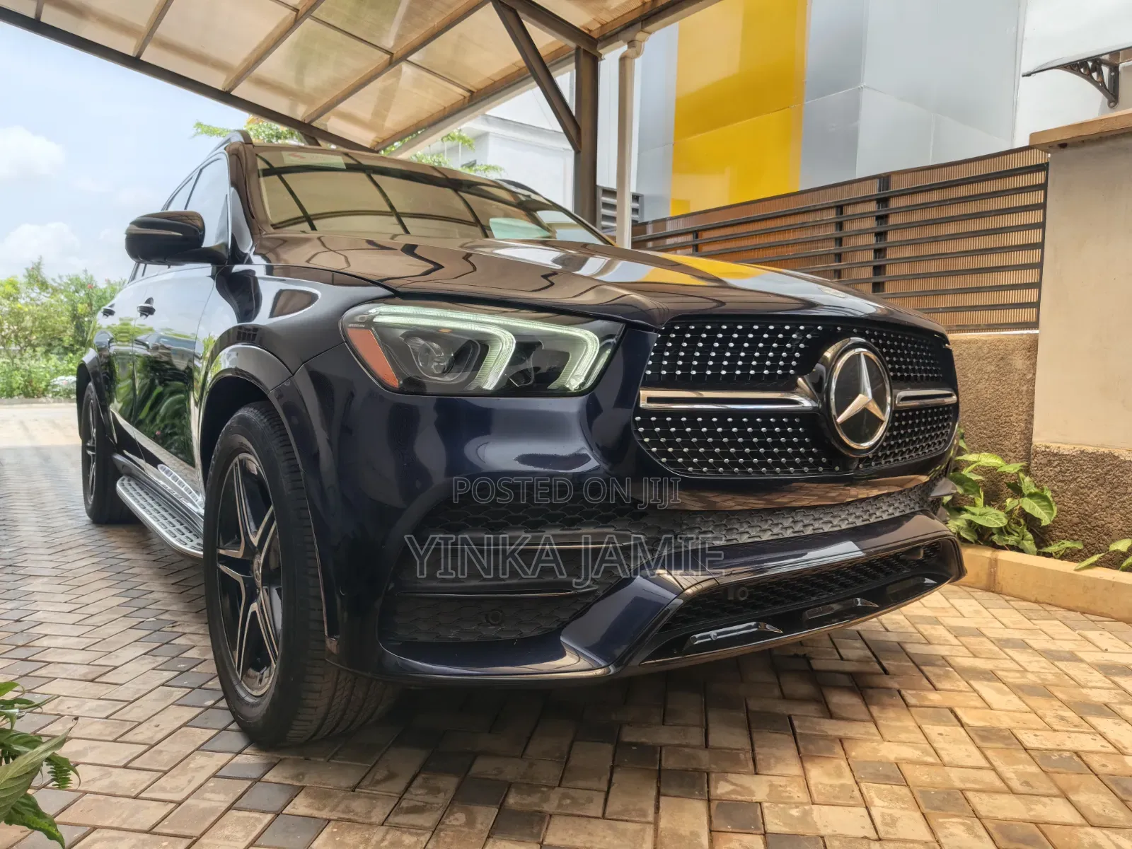 Mercedes-Benz GLE-Class 2022 Blue