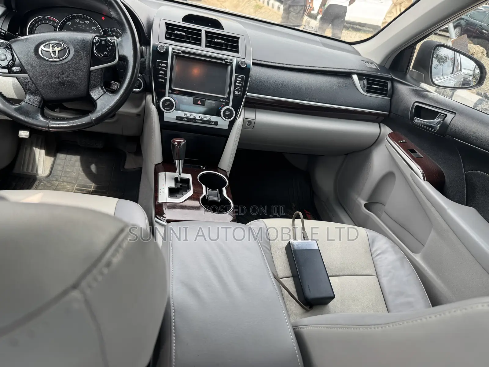 Toyota Camry 2014 Silver