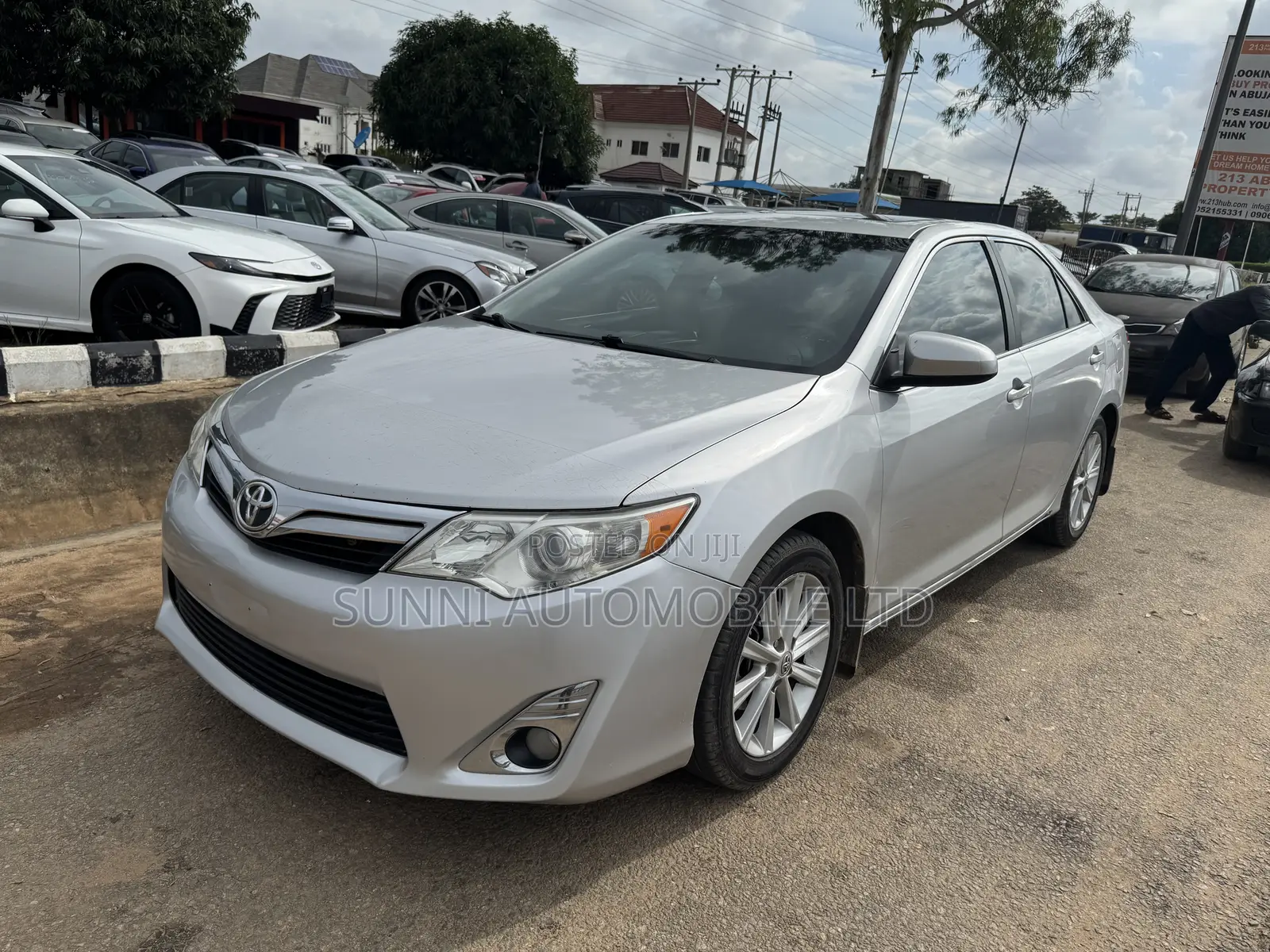 Toyota Camry 2014 Silver