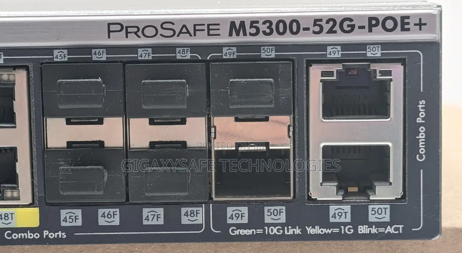 NetGear M5300 48 Port Gigabit PoE+ 2x Combo 10Gig M5300-52g-Poe+