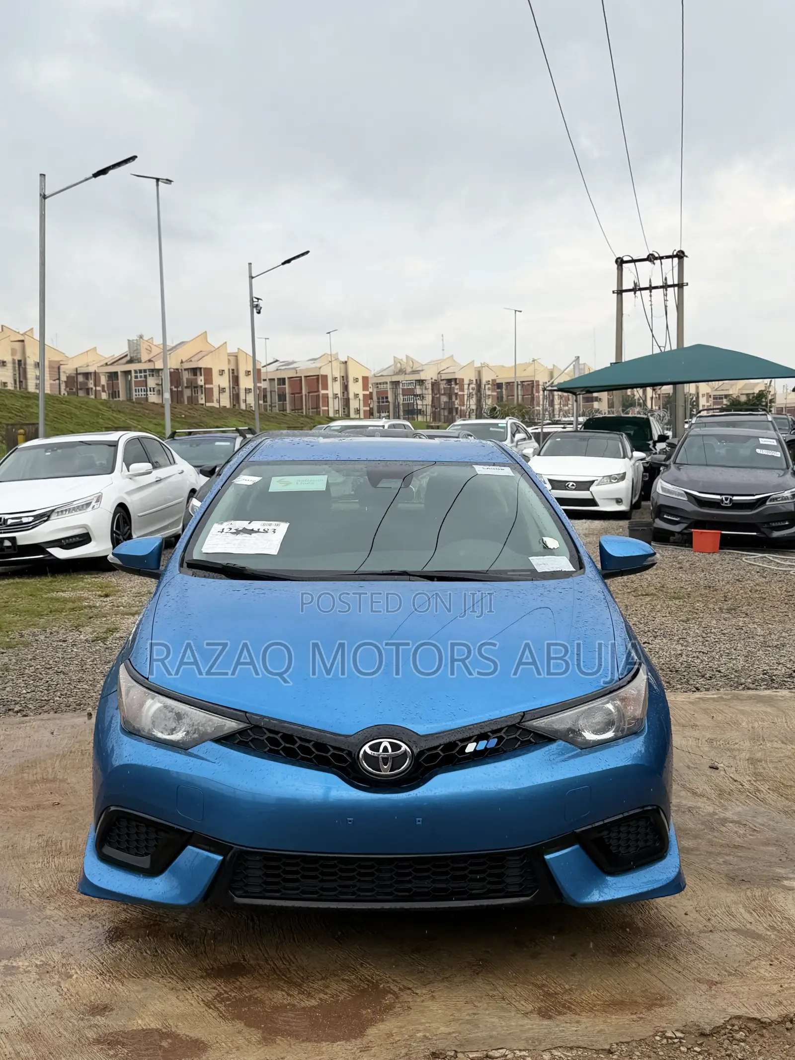 Toyota Corolla SE (1.8L 4cyl 6M) 2018 Blue