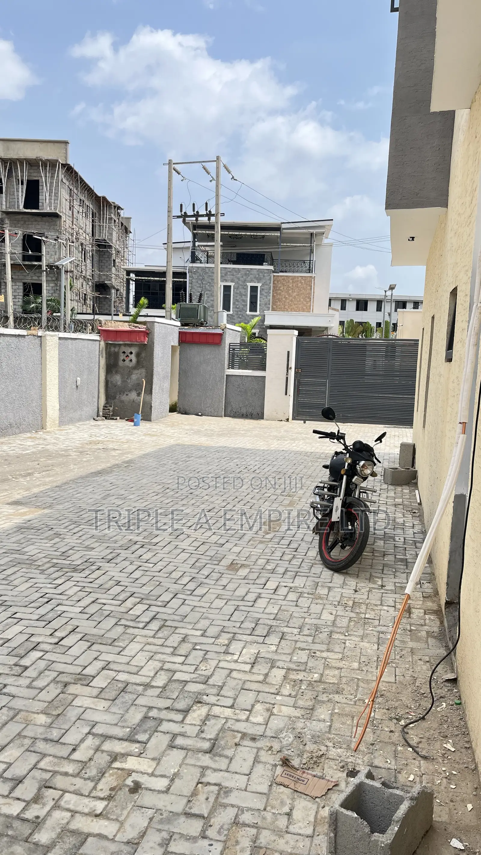 3bdrm Apartment in Jahi for sale