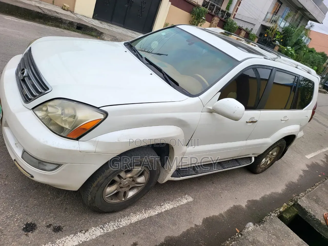 Lexus GX 470 Sport Utility 2006 White