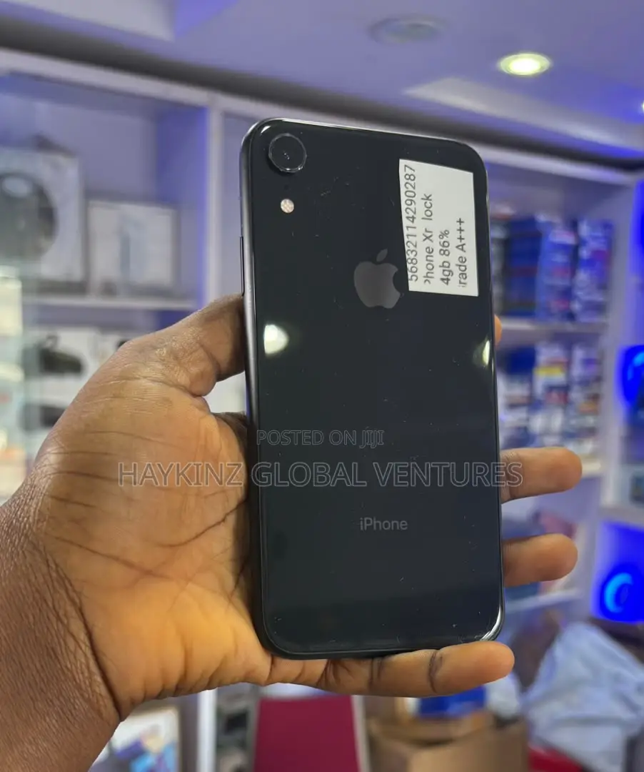 Apple iPhone XR 64 GB Black