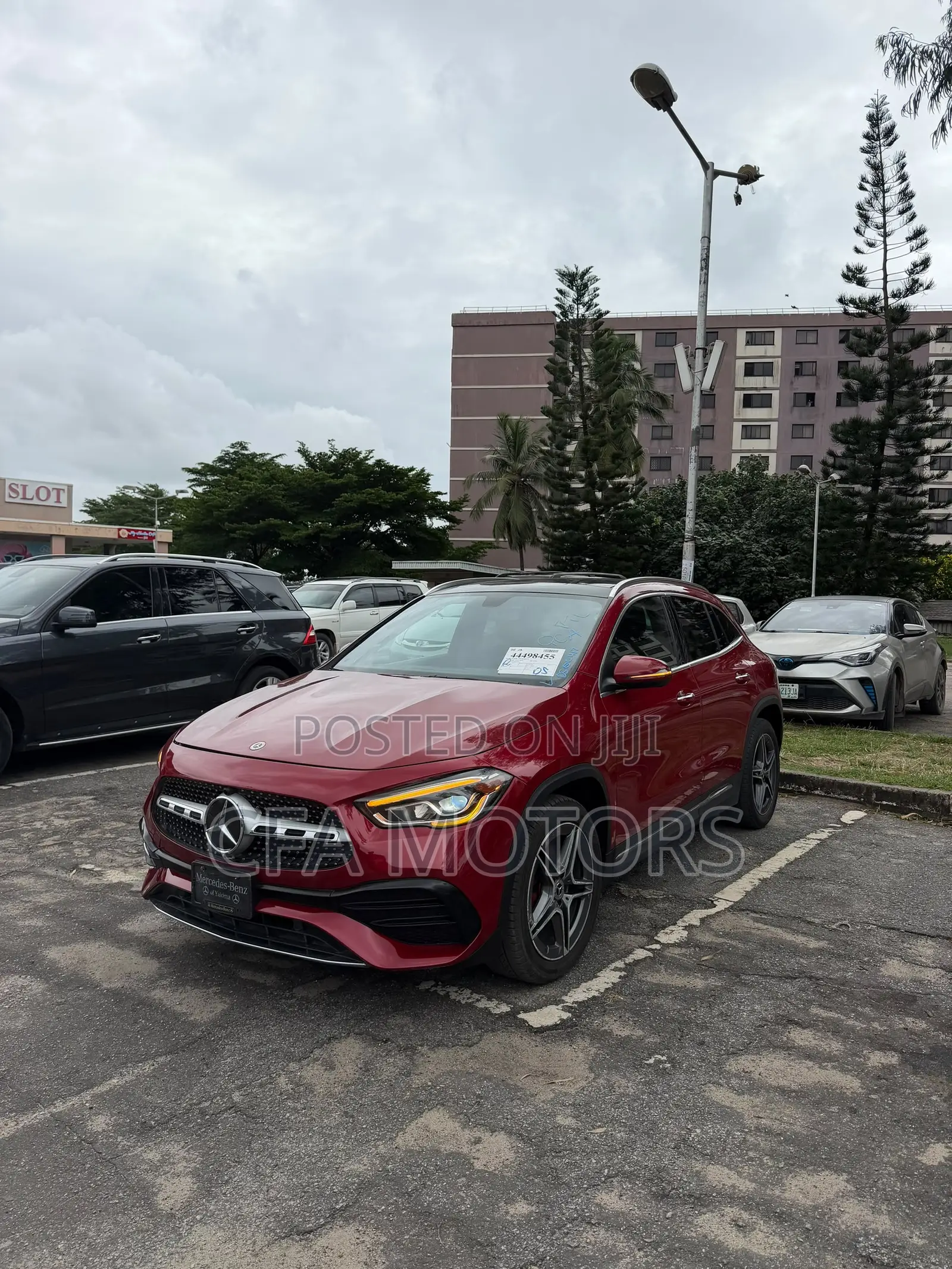 Mercedes-Benz GLA 250 2021 Red